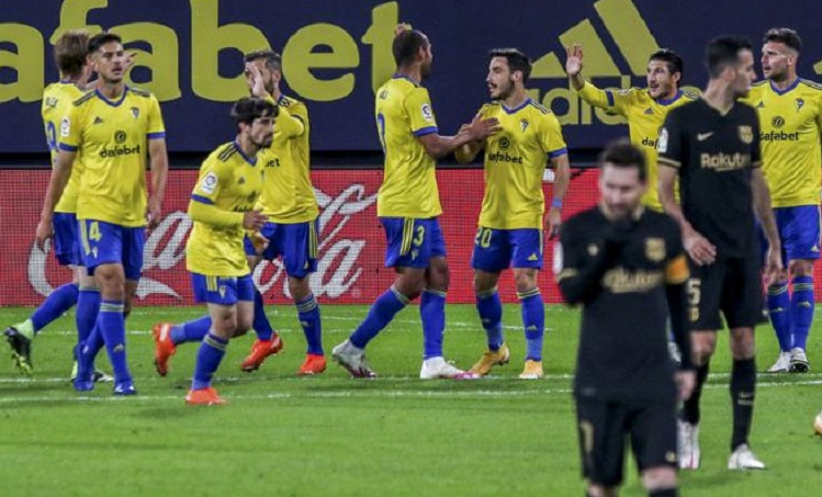 بالفيديو.. برشلونة يهدي فوزا ثمينا لـ قاديش  في الدوري الاسباني