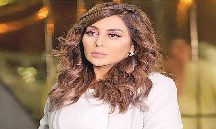 من سرير المرض.. فنانة خليجية تطمأن جمهورها بمقطع مصور