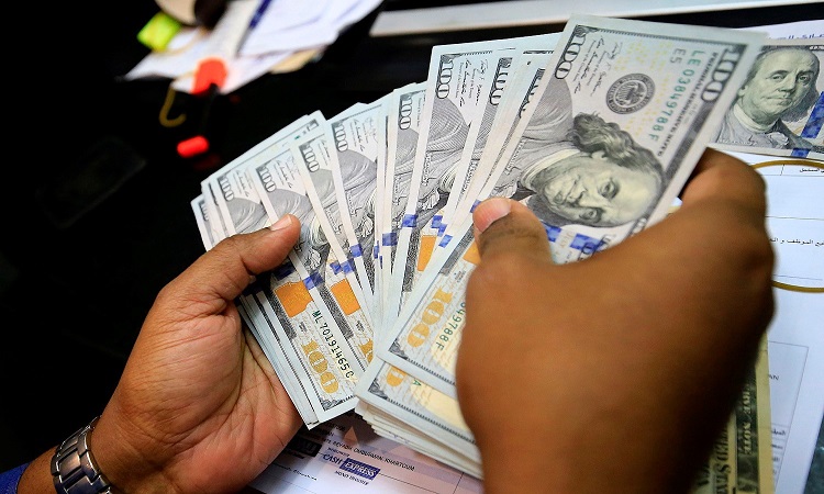 البورصة.. الدولار الأميركي ينخفض مقابل الدينار العراقي