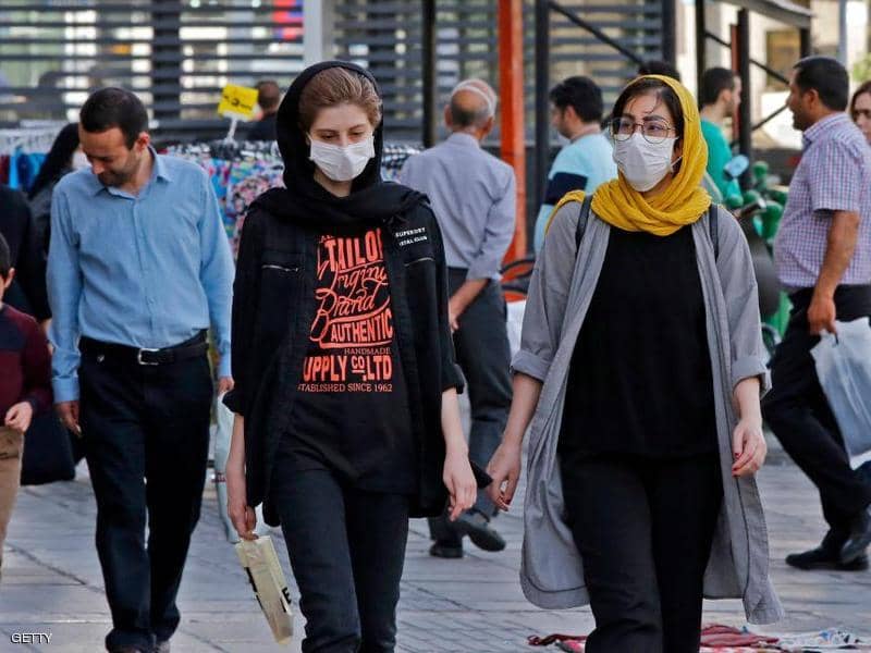 ( تزوج أو ادفع).. غضب في إيران بعد اقتراح رجل دين فرض ضريبة على العزاب