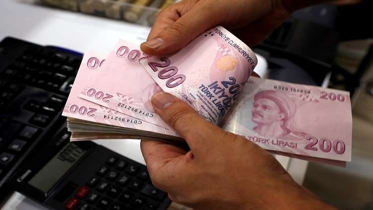 هبوط حاد لليرة التركية