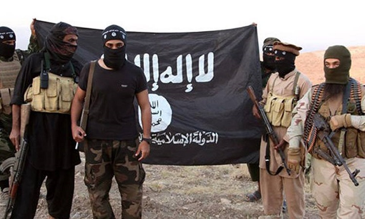صحيفة: انتحاريون والاف المسلحين  يستعدون للدفاع عن اخر معقل لداعش