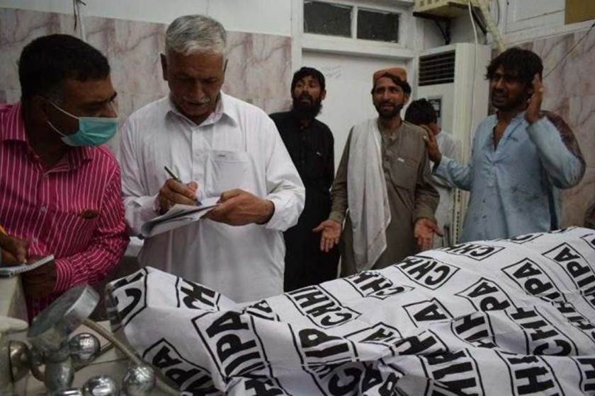 ارتفاع عدد قتلى تفجير تجمع انتخابي في باكستان إلى 128