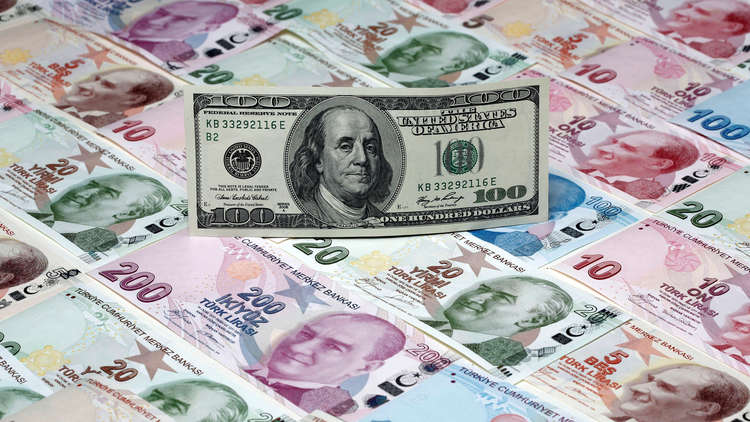 انهيار الليرة التركية لمستوى قياسي جديد