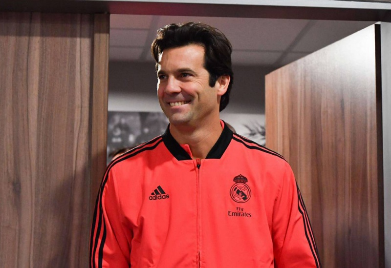 ريال مدريد يعلن التعاقد رسميا مع سولاري حتى 2021