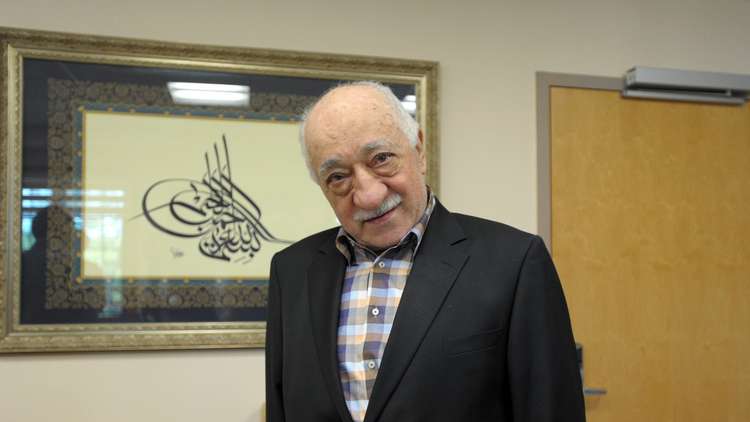 البيت الأبيض يدرس طرد الداعية التركي المعارض فتح الله غولن