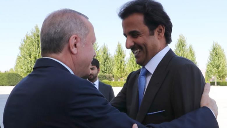أمير قطر يؤكد أن بلاده ستستثمر 15 مليار دولار بشكل مباشر في تركيا