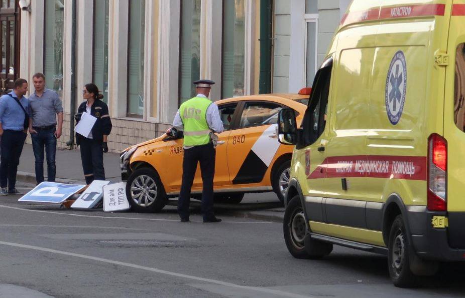 مشجعون مكسيكيون يتعرضون لحادث دهس وسط موسكو