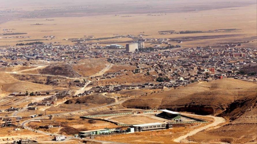 ضبط شاحنة محملة بصناديق تحوي 