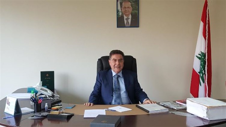 انتقادات لوزير لبناني طلب من بغداد تزويده بعقود شركات بلاده العاملة في العراق 