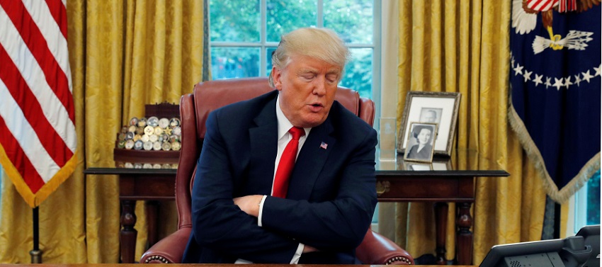 ترامب يعيش أسوأ أيامه في البيت الأبيض بعد اعتراف رسمي لمحاميه الشخصي أمام القضاء