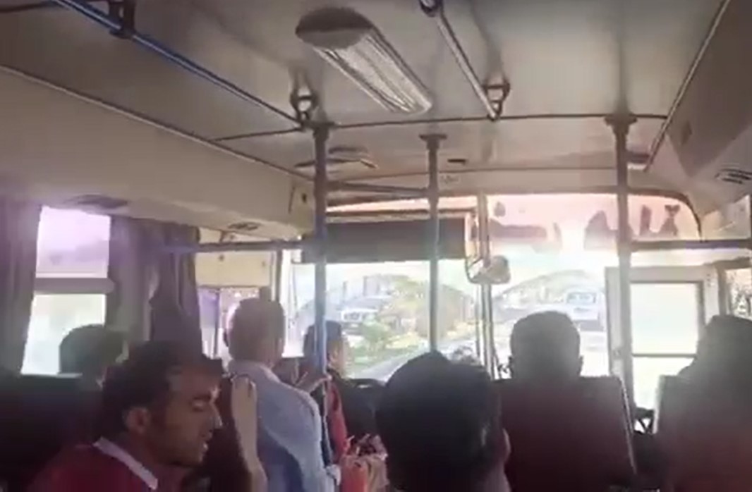 ڤیدیۆ.. لە کەلار هێرشکرایە سەر شاندی یانەی هەڵۆ و چەند کەسێک برینداربوون