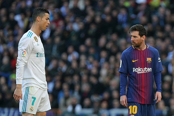 الكلاسيكو يقام الليلة بغياب ميسي ورونالدو