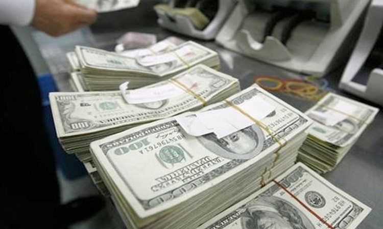 استمرار انخفاض سعر صرف الدولار في الاقليم