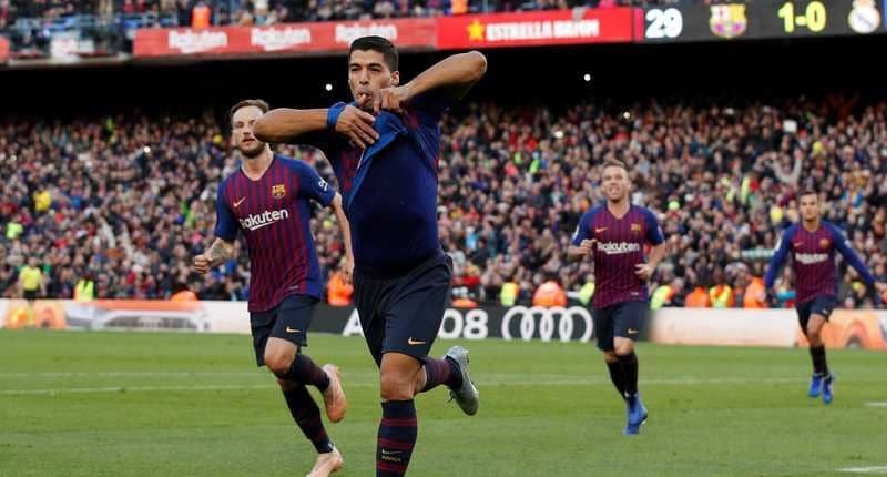 برشلونة يسحق الريال بخماسية.. وسواريز نجم اللقاء