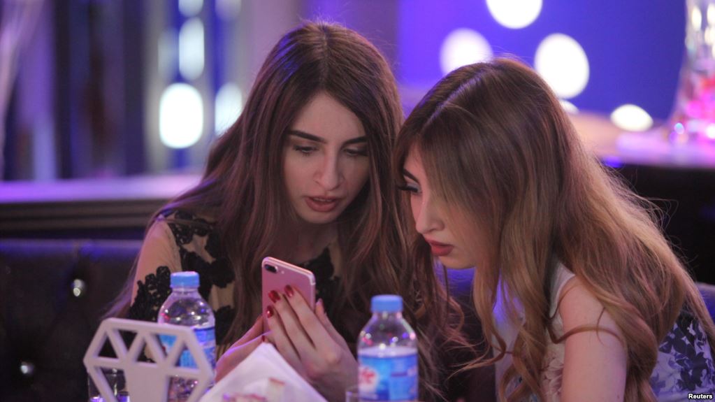 بالصور.. مطعم للنساء فقط في أربيل
