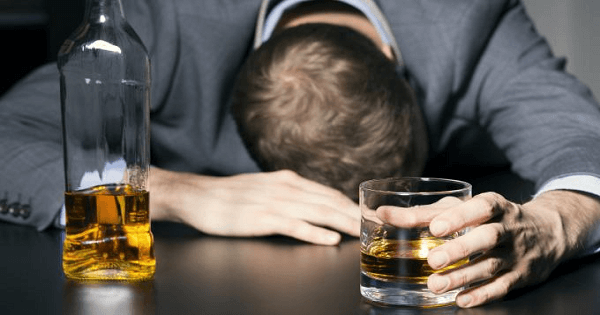 وفيات في ايران اثر تناول خمر مغشوش