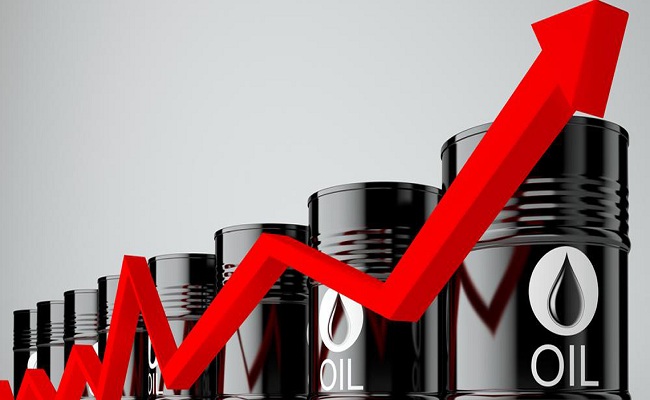 ارتفاع أسعار النفط بفعل توقعات بانخفاض المخزون