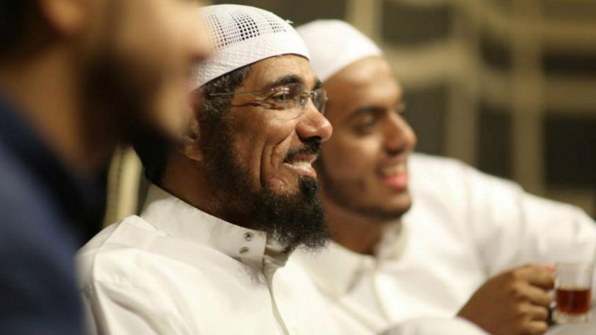 النيابة السعودية توجه 37 تهمة إلى داعية معروف وتطلب إعدامه
